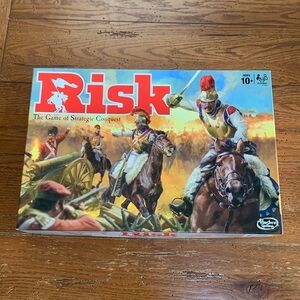 Risk The Game of Strategic Conquest Hasbro Board Game Complete Family B7404